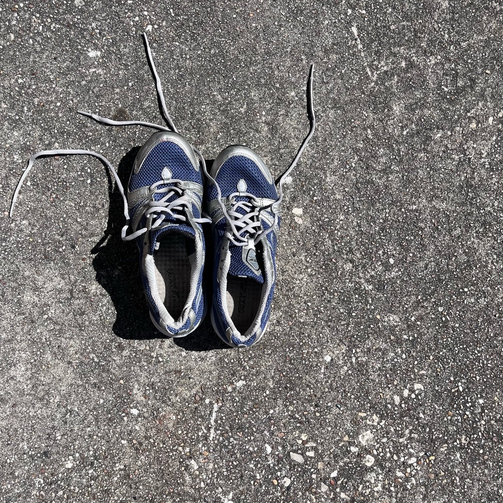 Vintage Reeboks 🎱 - Picture 10 of 16